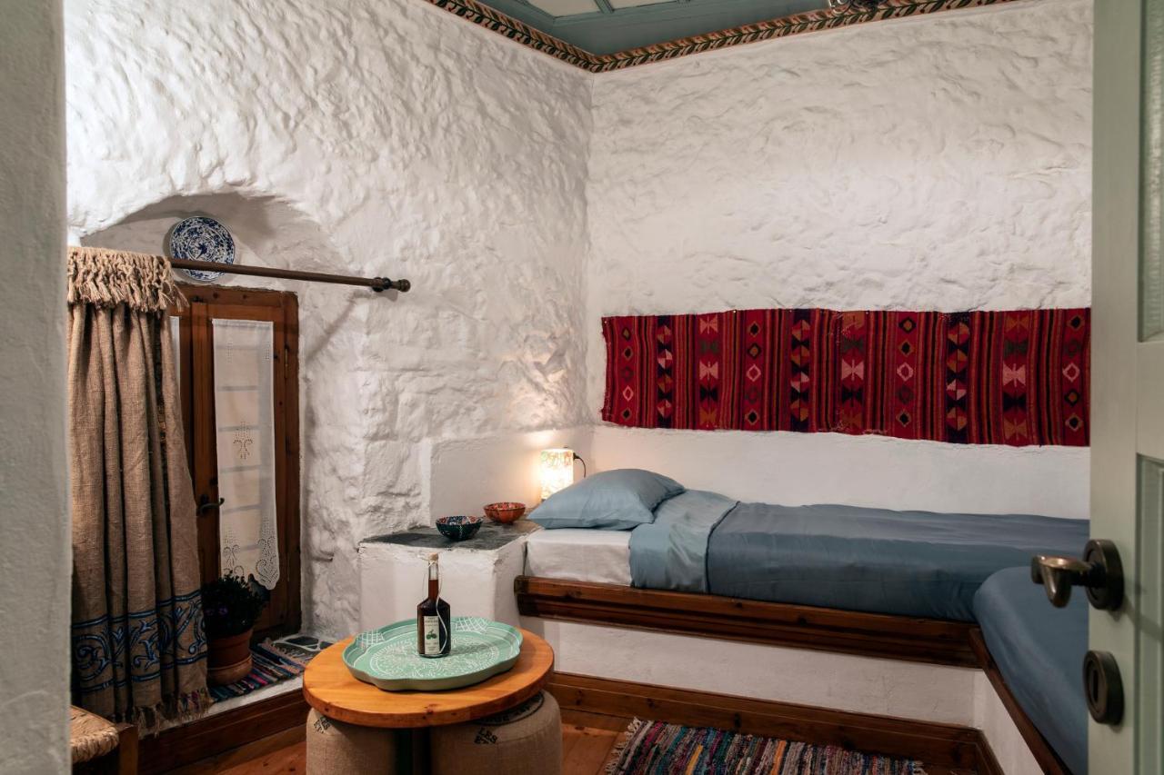 Kanto'S Guesthouse ステムニツァ エクステリア 写真
