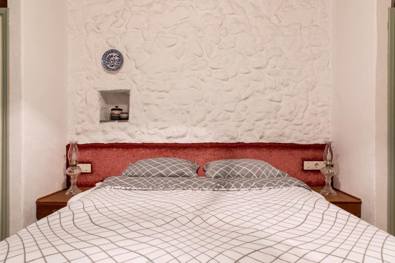 Kanto'S Guesthouse ステムニツァ エクステリア 写真
