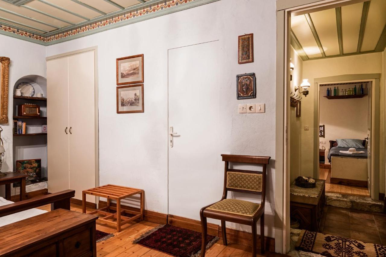Kanto'S Guesthouse ステムニツァ エクステリア 写真