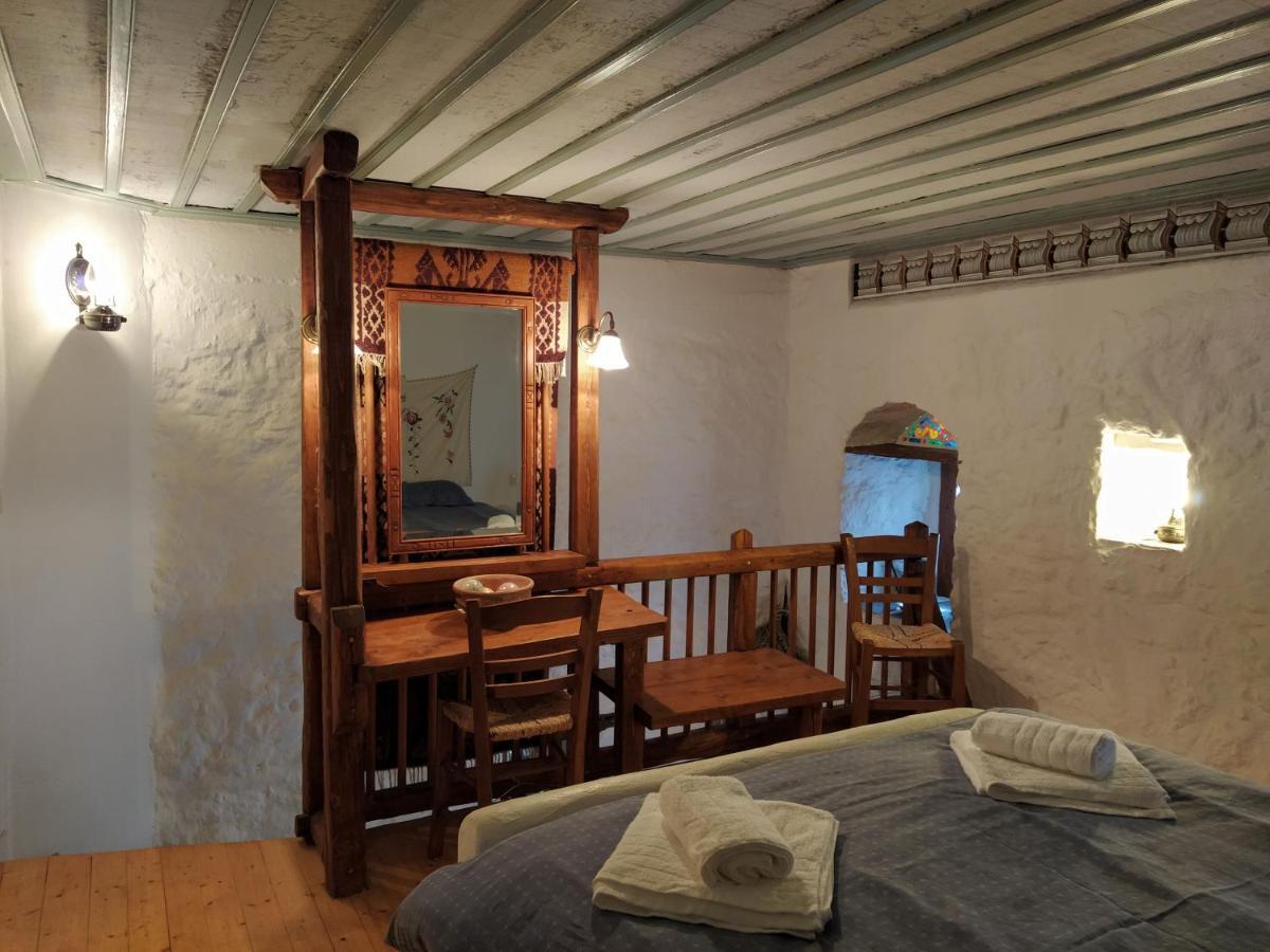 Kanto'S Guesthouse ステムニツァ エクステリア 写真